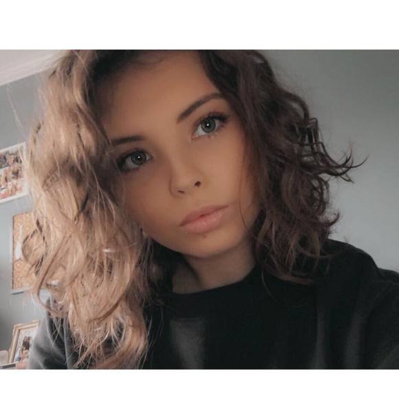 vickyy_01